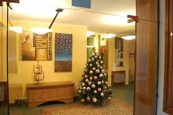 Rezia Hotel Chiesa in Valmalenco 3*,  Italy